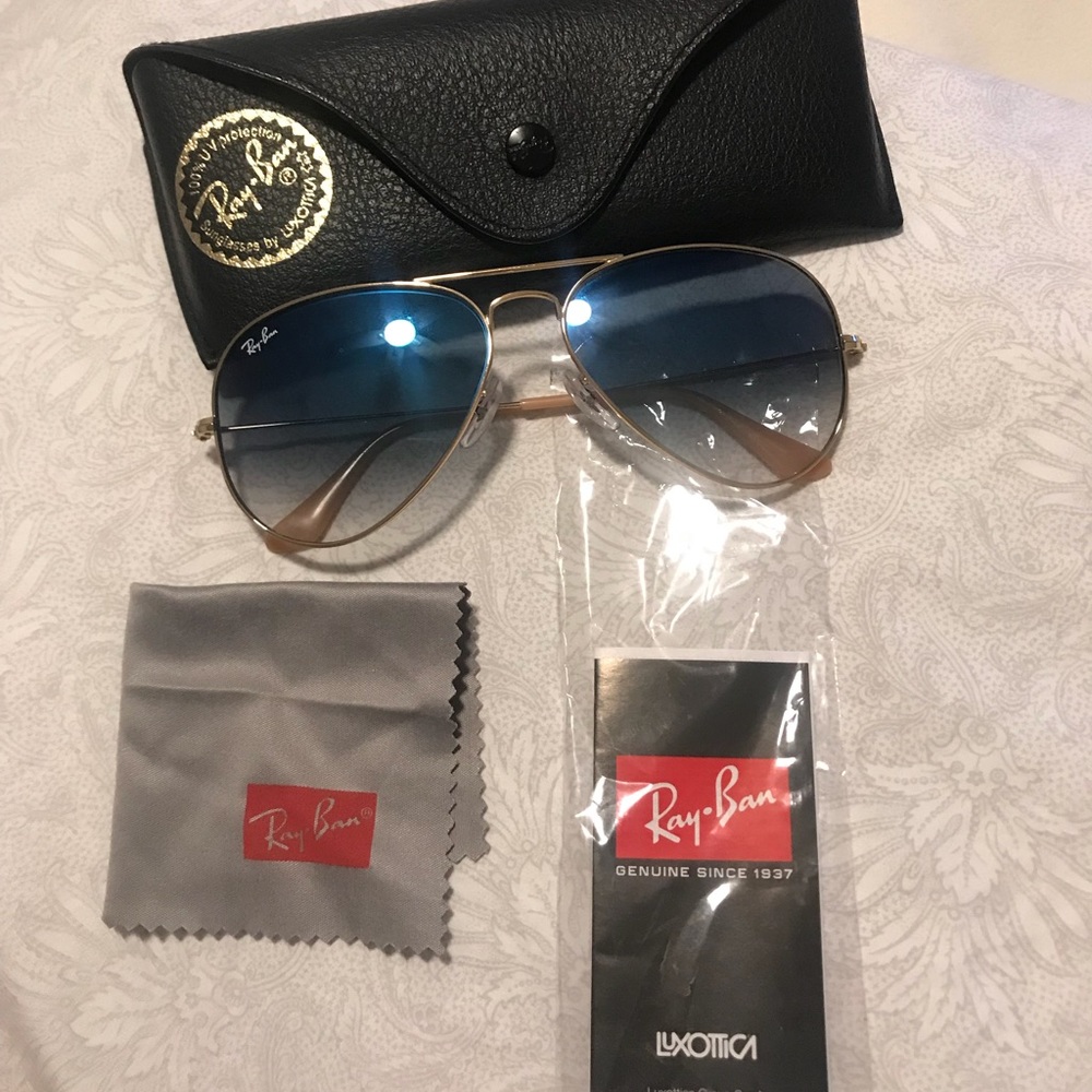 Ray-Ban Aviator Sunglasses